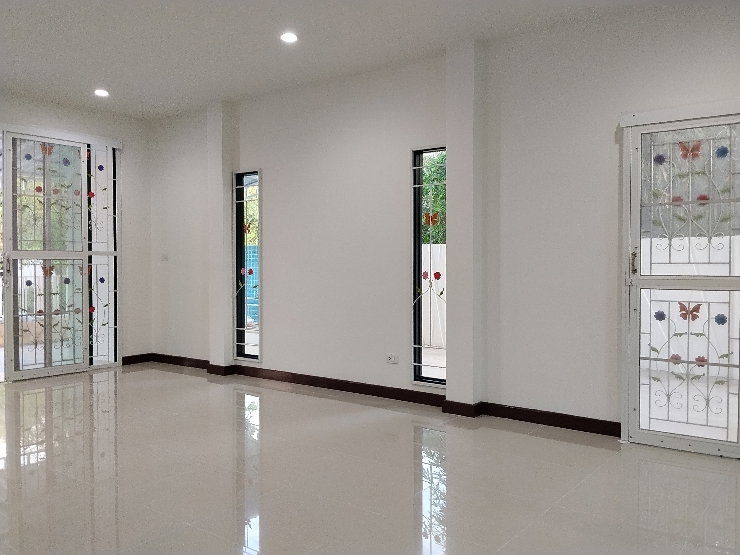 รูป บ้านรีโนเวทใหม่หลังริม3ห้องนอน2ห้องนำ้เครือสหพัฒน์ - รูปที่ 15/31