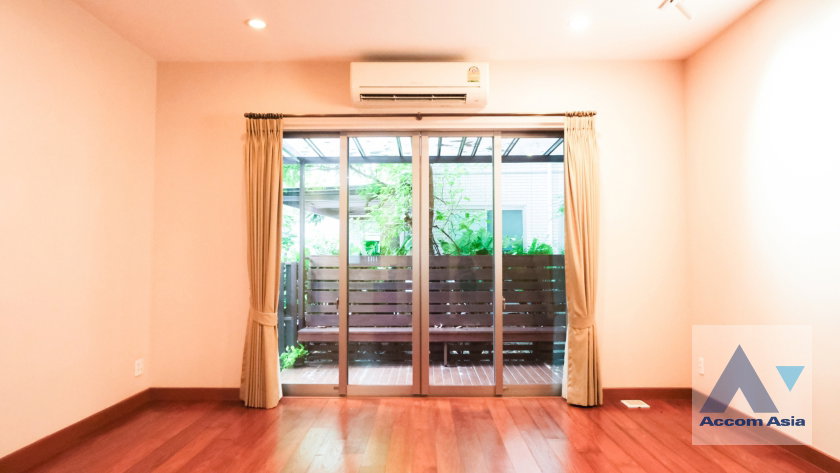 picture 🔼🔽 AccomA 📩 Pet friendly 3 BR House in Klong Tan (13000279) - 7/18