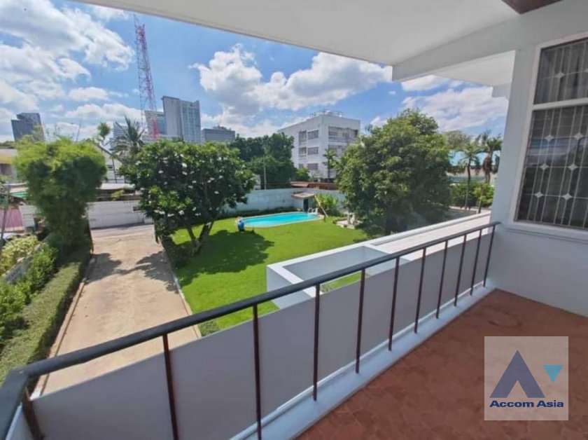 รูป 🔼🔽 AccomA 📩 Pet friendly,Private Swimming Pool 5 BR House in Khwaeng Sam Sen Nai (1913419) - รูปที่ 5/20