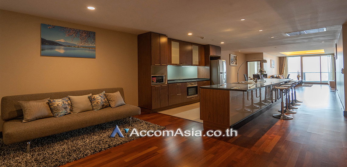 picture 🔼🔽 AccomA 📩 Modern condo with skyline view and classic interior (1520456) - 3/10