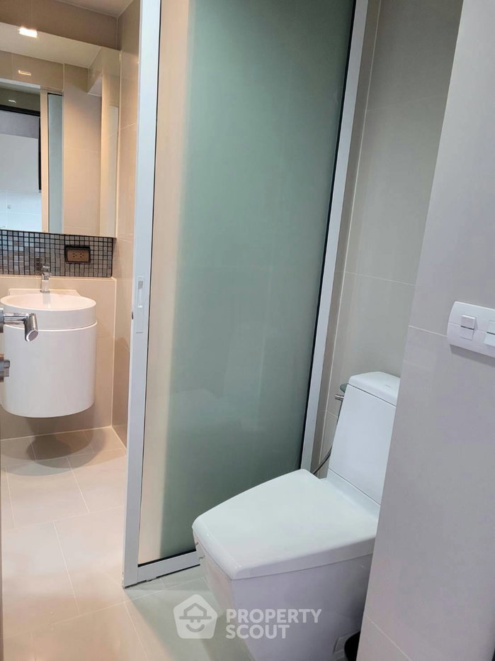 รูป คอนโด 1-ห้องนอน ที่ ริธึ่ม สาทร ใกล้ BTS สะพานตากสิน (ID 2751411) - รูปที่ 11/11