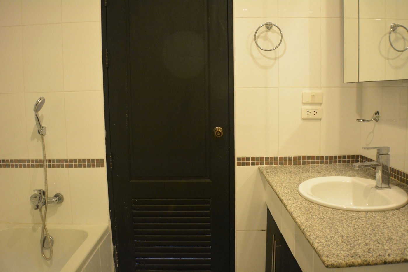รูป 1 Bedroom Condo for Sale at Platinum Suites in Thepprasit Pattaya - รูปที่ 16/18