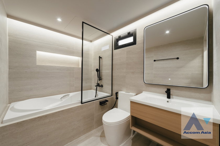 รูป 🔼🔽 AccomA 📩 Pet friendly,Newly renovated,Corner Unit 5 BR Townhouse @Regent 71 (AA43783) - รูปที่ 6/18