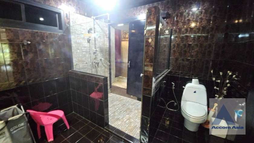 รูป 🔼🔽 AccomA 📩 Loft-Style House for Rent in Ploenchit, Bangkok - Near BTS Ploenchit (AA43397) - รูปที่ 18/19