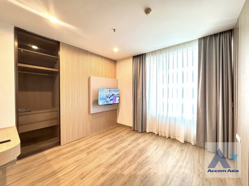 picture 🔼🔽 AccomA 📩 Newly renovated 3 BR Condominium @Royal Saladaeng (AA45328) - 13/18