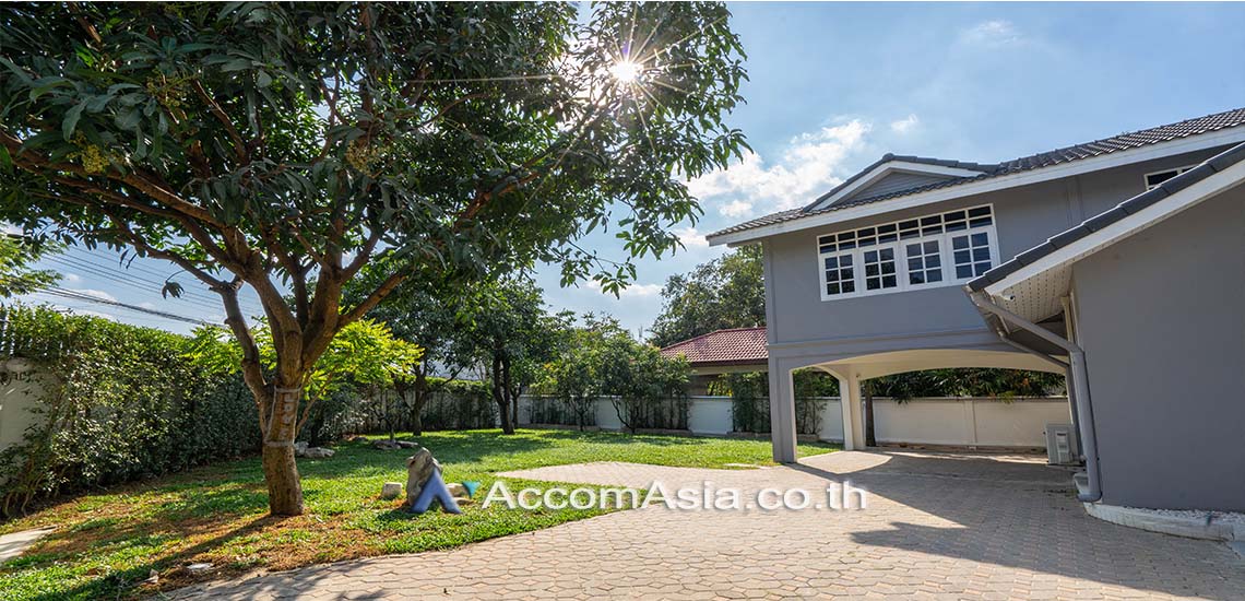 picture 🔼🔽 AccomA 📩 Private Swimming Pool,Garden 4 BR House in Phra Khanong Nuea (AA24957) - 2/19