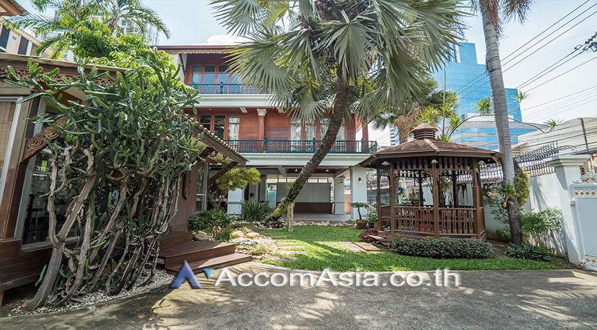 รูป 🔼🔽 AccomA 📩 Warm family house with wooden charm in Sukhumvit compound (1720010) - รูปที่ 2/16