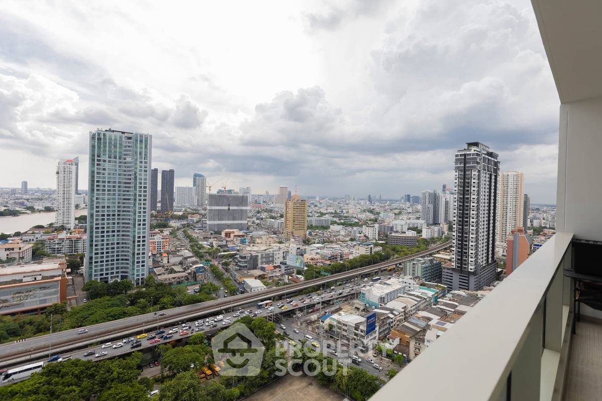รูป คอนโด 3-ห้องนอน ที่ เดอะ ริเวอร์ คอนโดมิเนียม ใกล้ BTS สะพานตากสิน (ID 2771553) - รูปที่ 16/17