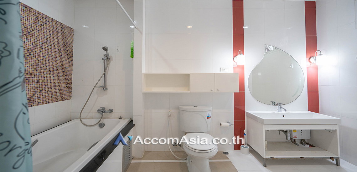 รูป 🔼🔽 AccomA 📩 Modern condominium with open space and wood finishes (AA26581) - รูปที่ 15/17