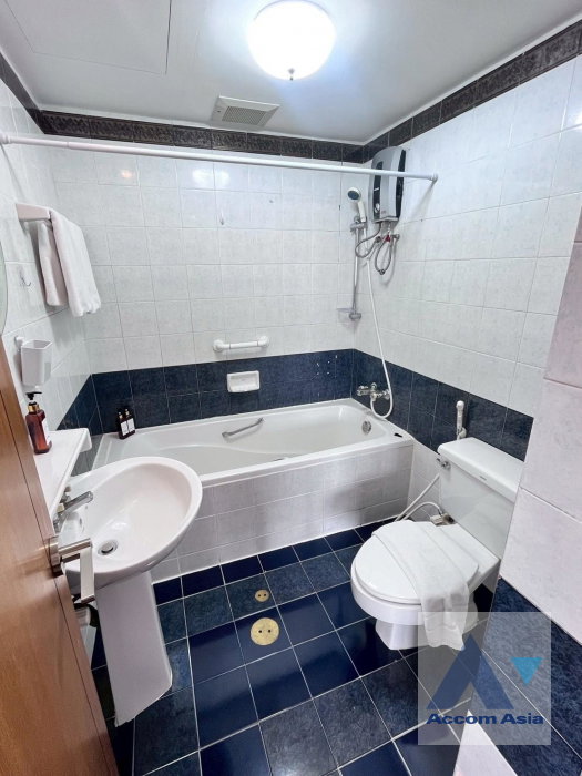 picture 🔼🔽 AccomA 📩  2 BR Condominium @United Tower (AA45295) - 10/12