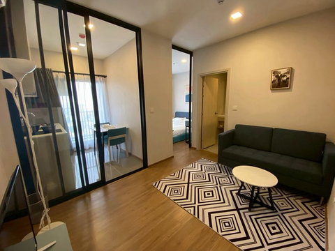 ขาย ขาย คอนโด ทำเลใจกลางเมือง  เมทริส พระราม 9 - รามคำแหง 