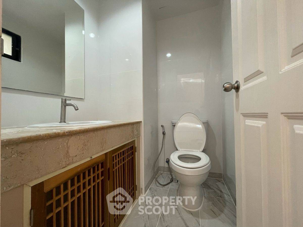 รูป คอนโด 2-ห้องนอน ที่ ลุมพินี วิลล์ พหล-สุทธิสาร ใกล้ BTS สะพานควาย (ID 2090267) - รูปที่ 10/31
