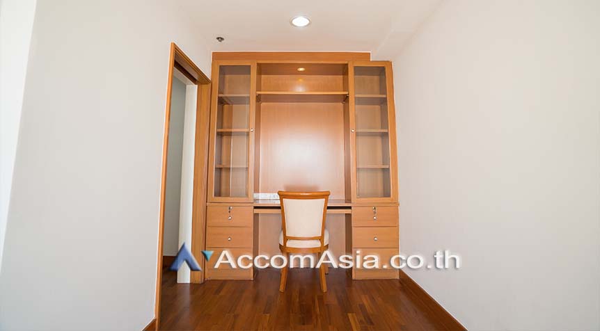 รูป 🔼🔽 AccomA 📩  Modern office space in central Sathorn with bright open layout (AA12190) - รูปที่ 10/13