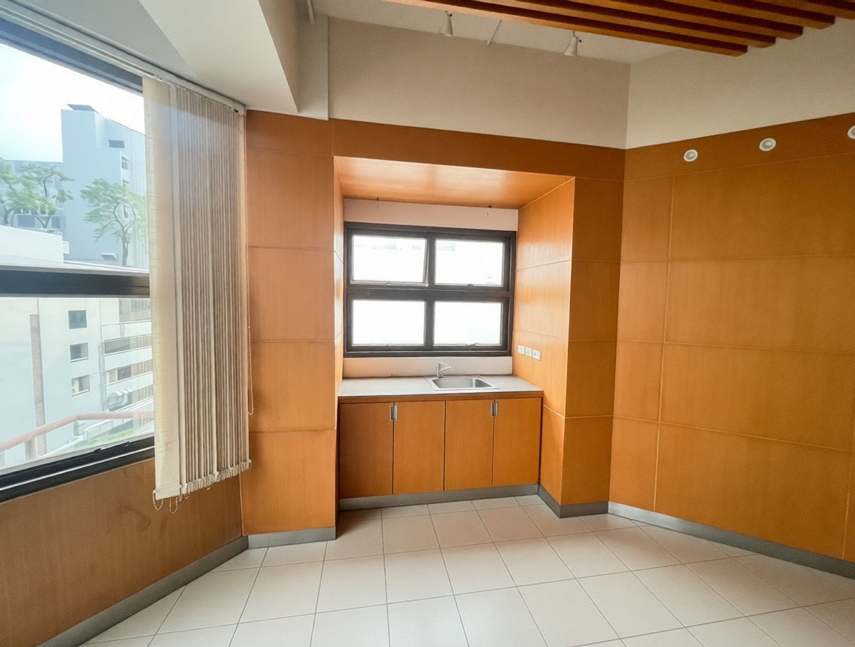 รูป 🌿 **VS0026 🏢 ตึก 8 สำนักงาน พระราม 9 ขาย 65 ล้าน 🚆 ใกล้ MRT พระราม 9 | หน้าโรงพยาบาลพระราม 9** - รูปที่ 6/25