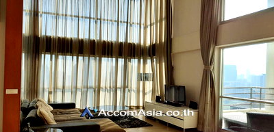 Condos for rent : 🔼🔽 AccomA 📩 Duplex Condo 2 BR Condominium @The Rajdamri (AA15564)