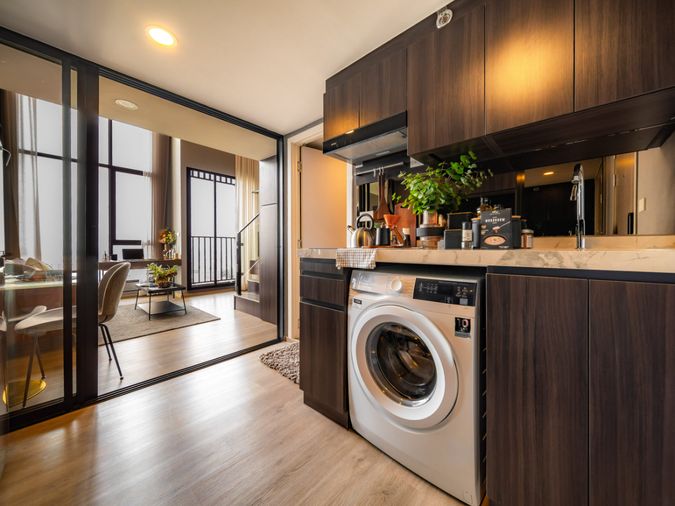 ขายด่วน! คอนโด 2 ชั้น ห้องใหญ่ราคาพิเศษ ติด MRT สายสีชมพู เลี้ยงสัตว์ได้ ราคาดีกว่าหน้าโครงการ