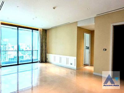Condos for rent The Platinum Fashion Mall : 🔼🔽 AccomA 📩 Newly renovated 3 BR Condominium @Sindhorn Residence (AA41685)