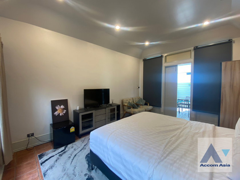 picture 🔼🔽 AccomA 📩 Private Swimming Pool 5 BR House in Khlong Tan Nuea (610024) - 14/20