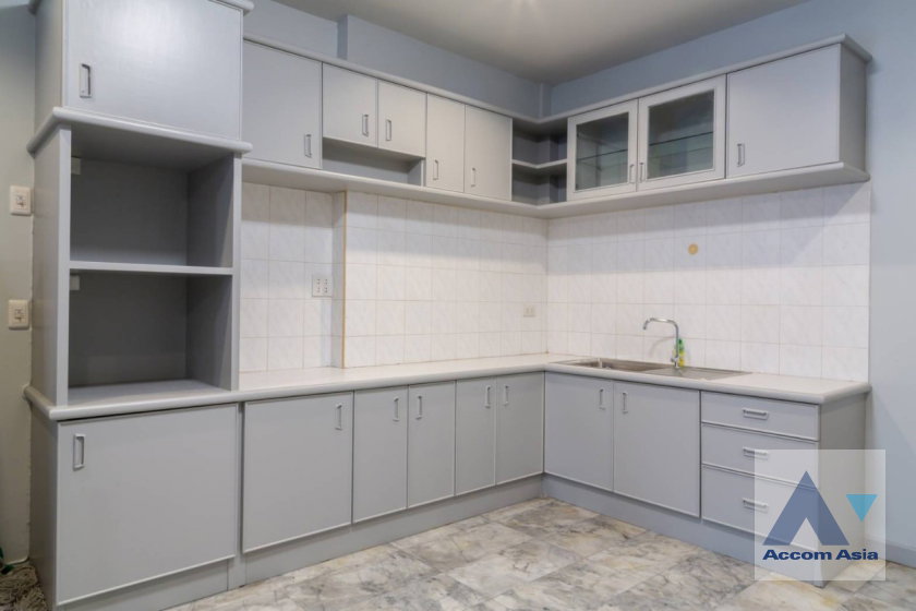 รูป 🔼🔽 AccomA 📩 Spacious townhouse with greenery and open-plan comfort in Sathorn - รูปที่ 10/15