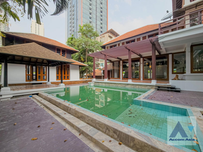 รูป 🔼🔽 AccomA 📩 Unique traditional Thai House For rent, near BTS Phrom Phong (AA21645) - รูปที่ 2/20