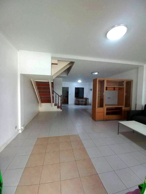 Home office for rent Bangkok : Baan Klang Muang Soi Rama 9 43near The Nine shopping mall. Suitable for company registration.