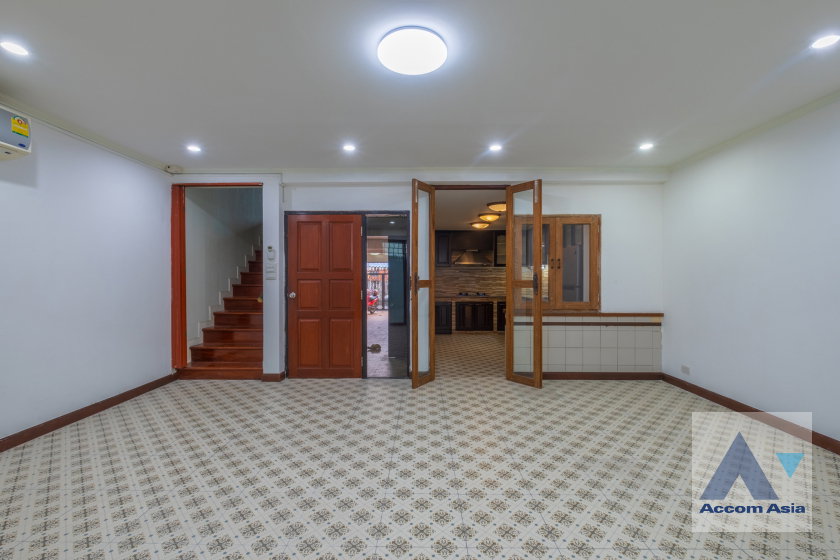 รูป 🔼🔽 AccomA 📩 Home Office 3 BR Townhouse in Khlong Tan Nuea (AA41105) - รูปที่ 3/20