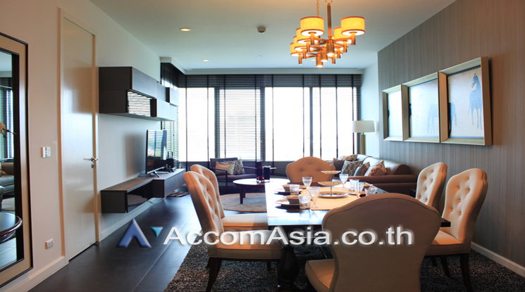 รูป 🔼🔽 AccomA 📩 185 Rajadamri Condominium Prime  Location Condo With 2 Bedrooms Walk To  BTS Ratchadamri - รูปที่ 1/13