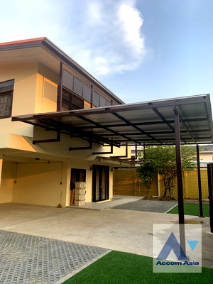 Houses for rent BITEC Bang Na : 🔼🔽 AccomA 📩  4 BR House in Bang Chak (AA36952)