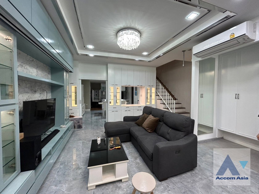 picture 🔼🔽 AccomA 📩 Townhouse with cozy layout and shared rooftop (AA37335) - 6/20
