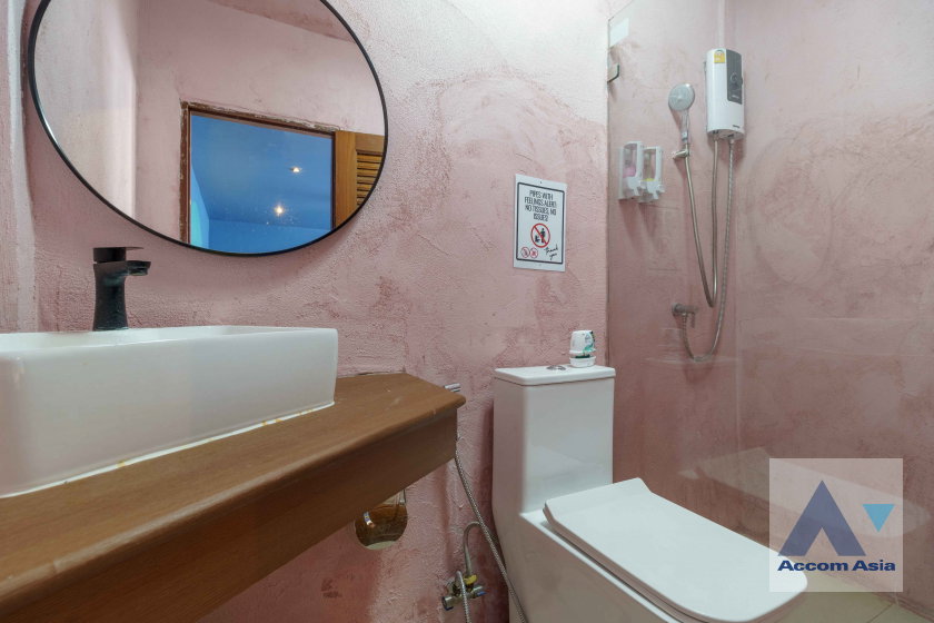 รูป 🔼🔽 AccomA 📩  5 BR Townhouse @ (AA15817) - รูปที่ 18/20