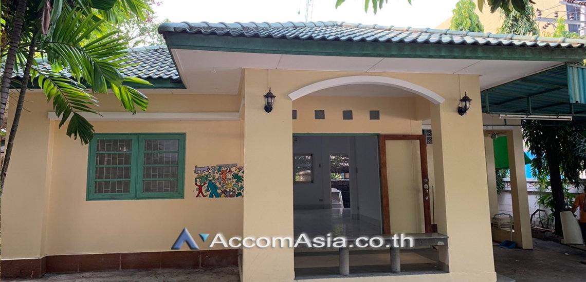 รูป 🔼🔽 AccomA 📩  2 BR House in Klong Tan (40075) - รูปที่ 2/12
