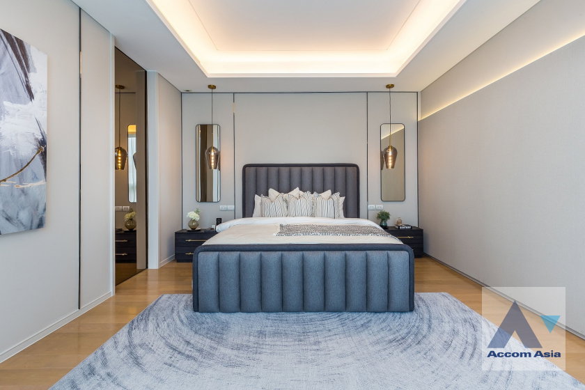 picture 🔼🔽 AccomA 📩 Luxury 2 BR Condominium @Baan Sindhorn (AA36225) - 12/20