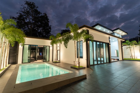 Luxury Pool Villa House for Sale in East Pattaya