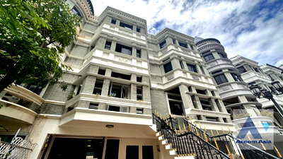 เช่าทาวน์โฮม กรุงเทพมหานคร : 🔼🔽 AccomA 📩 Pet friendly,Home Office 4 BR Townhouse @Chicha Castle (1818447)