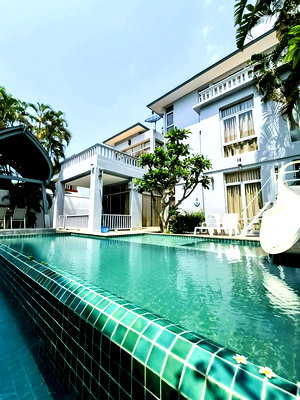 บ้านเดี่ยว ชลบุรี : Na Jomtien Pool Villa for Sale 4 Bedroom Near Beach in Pattaya