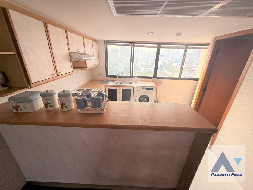 รูป 🔼🔽 AccomA 📩  2 BR Condominium @United Tower (AA45303) - รูปที่ 4/9