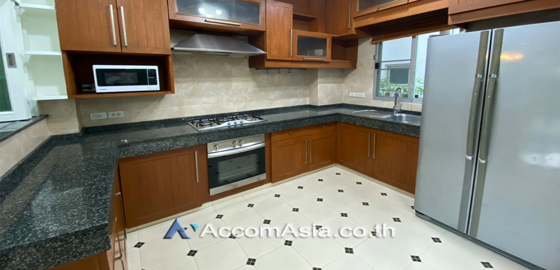 picture 🔼🔽 AccomA 📩 Villa-style home with elegant design and greenery view (95245) - 13/20