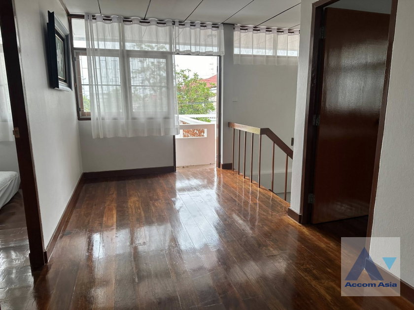 รูป 🔼🔽 AccomA 📩 Fully Furnished,Pet friendly 4 BR House in Bang Chak (AA44794) - รูปที่ 10/20