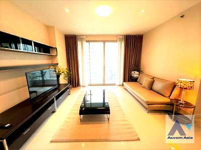 คอนโดให้เช่า : 🔼🔽 AccomA 📩 Pet friendly 2 BR Condominium @The Legend Saladaeng (1512622)