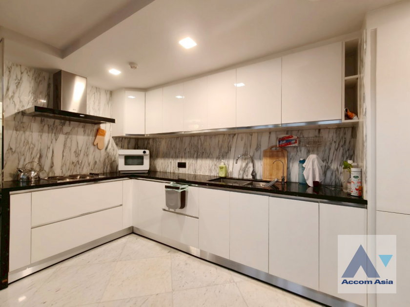 รูป 🔼🔽 AccomA 📩  Elegant condominium with chandeliers and classic interiors in Yen Akat (AA34008) - รูปที่ 8/20