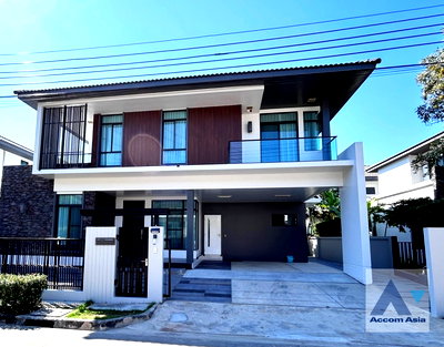 Houses for rent ม.นานาชาติแสตมฟอร์ด : 🔼🔽 AccomA 📩  4 BR House @ (AA38888)