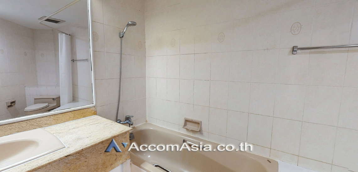 picture 🔼🔽 AccomA 📩 Bright condo with balcony and classic layout (1511930) - 10/18