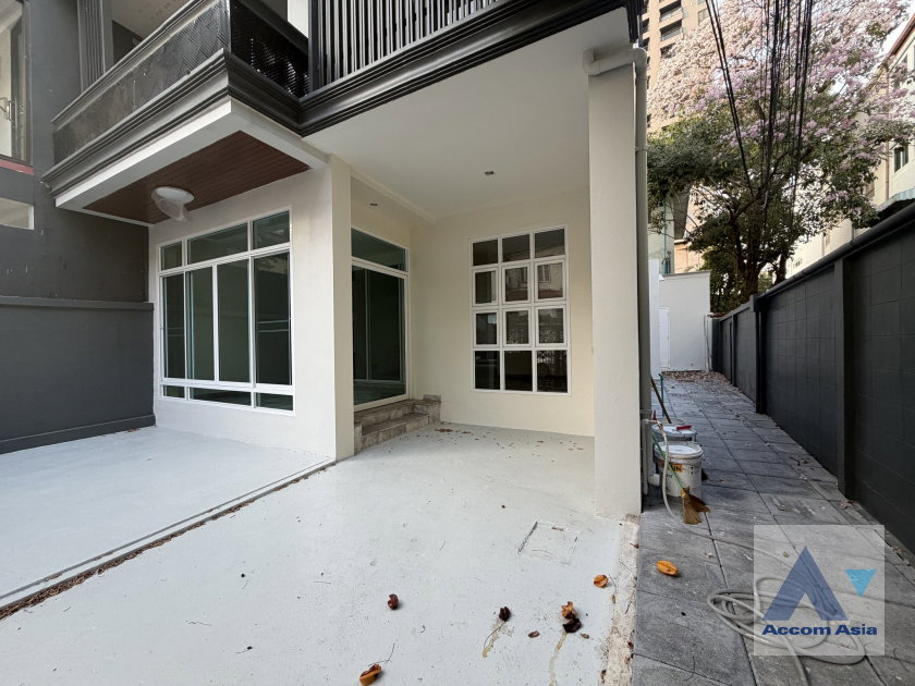รูป 🔼🔽 AccomA 📩 Home Office,Pet friendly 5 BR Townhouse in Phra Khanong (AA45741) - รูปที่ 4/19