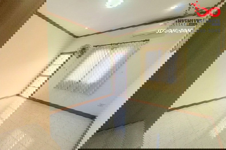 รูป ขายบ้านแฝด 2 ชั้น บ้านธนารมณ์ (ธนาริน) ถนนหทัยราษฎร์ - สายไหม ลำลูกกา - รูปที่ 7/9