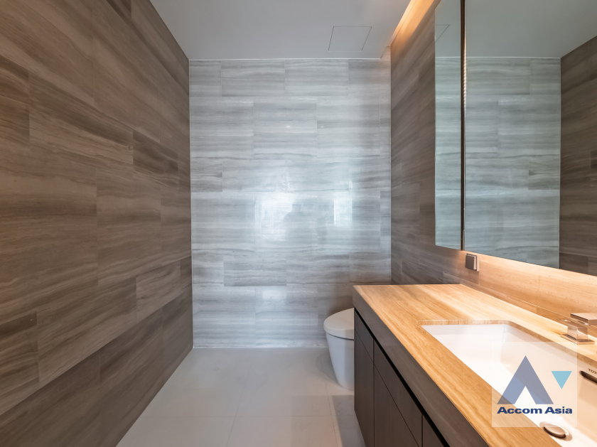 picture 🔼🔽 AccomA 📩 Modern condominium with Full-Length Windows and City Views in Sukhumvit (AA42985) - 12/17