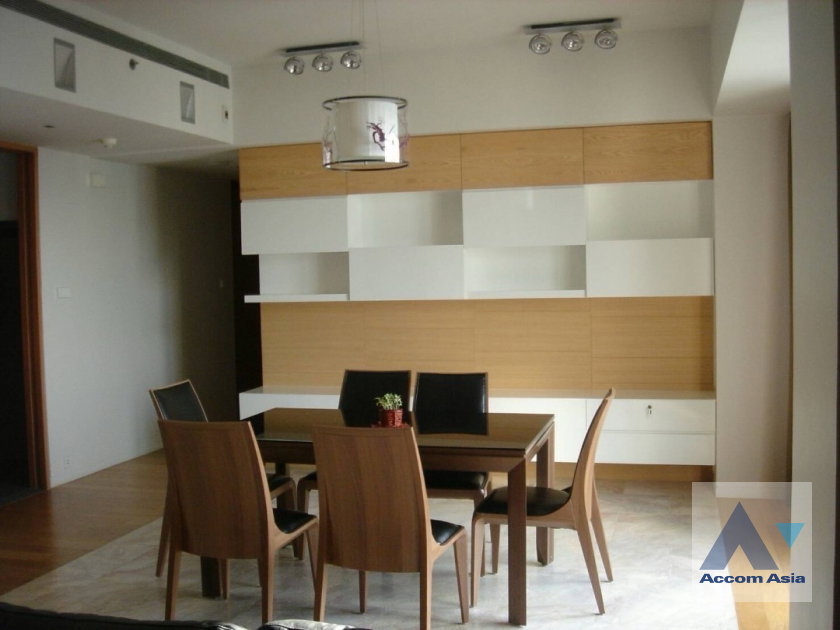 picture 🔼🔽 AccomA 📩 Warm-tone condo in Sathorn with city view and built-in functionality (1512001) - 2/7