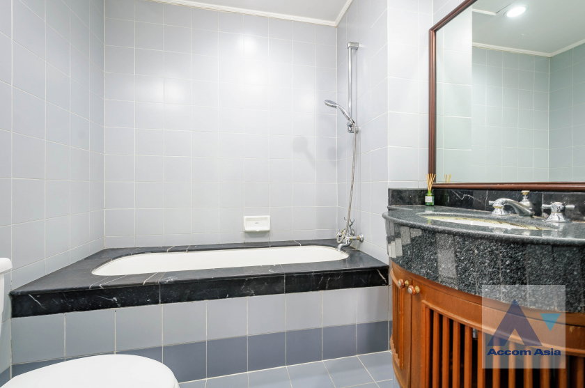รูป 🔼🔽 AccomA 📩 Private Swimming Pool,Huge Terrace,Duplex Condo 3 BR Condominium @Le Raffine Sukhumvit 24 (1519605) - รูปที่ 19/20
