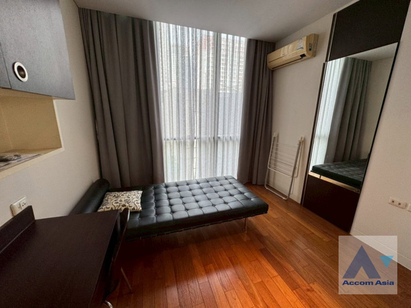 รูป 🔼🔽 AccomA 📩 Elegant condo with warm tones and built-in features (1512069) - รูปที่ 20/20