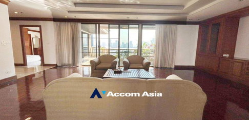 🔼🔽 AccomA 📩 Classic wood-finished condo with large balcony in Sukhumvit (24440)