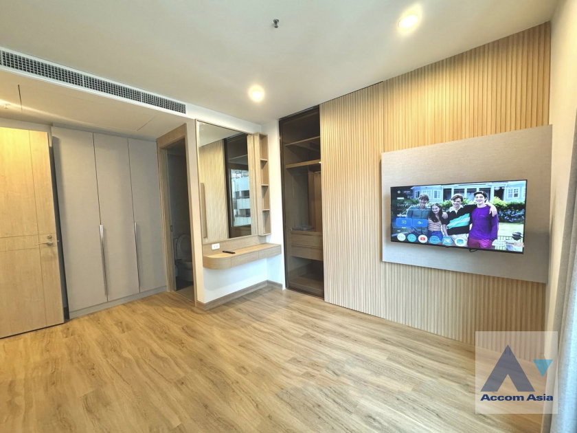 picture 🔼🔽 AccomA 📩 Newly renovated 3 BR Condominium @Royal Saladaeng (AA45328) - 12/18